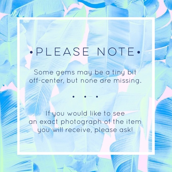 "Amelia" Necklace || Neon Yellow Crystal Leaves - Picture 5 of 6